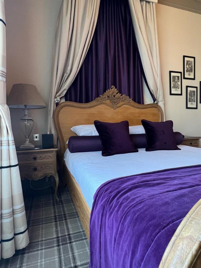 Lynnhurst Hotel 4*